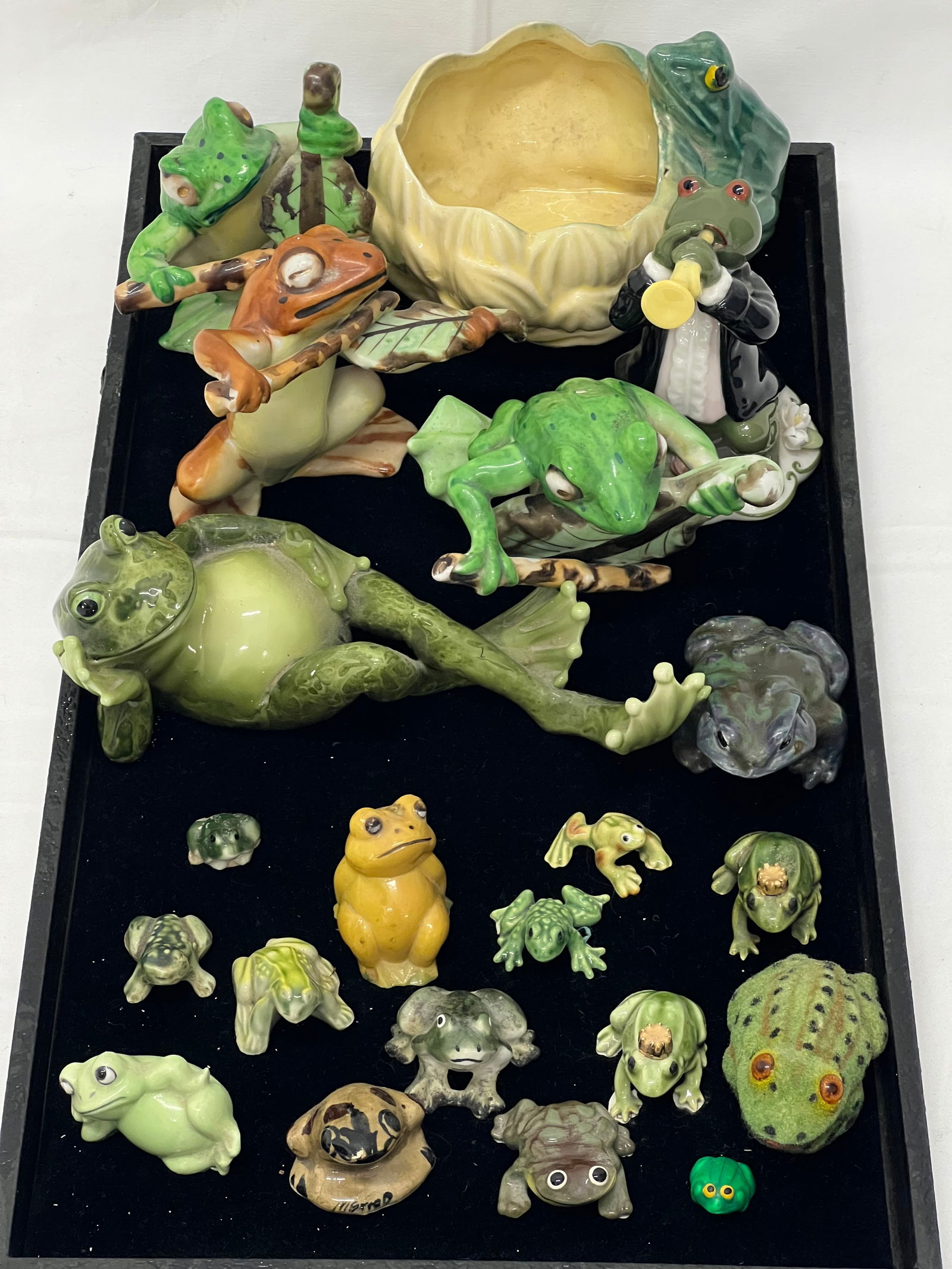 Lot Vtg Miniature & Other Frog Figures - Occupied Japan Music Playing Frogs 3''T, Asst Miniature (1 of 9)