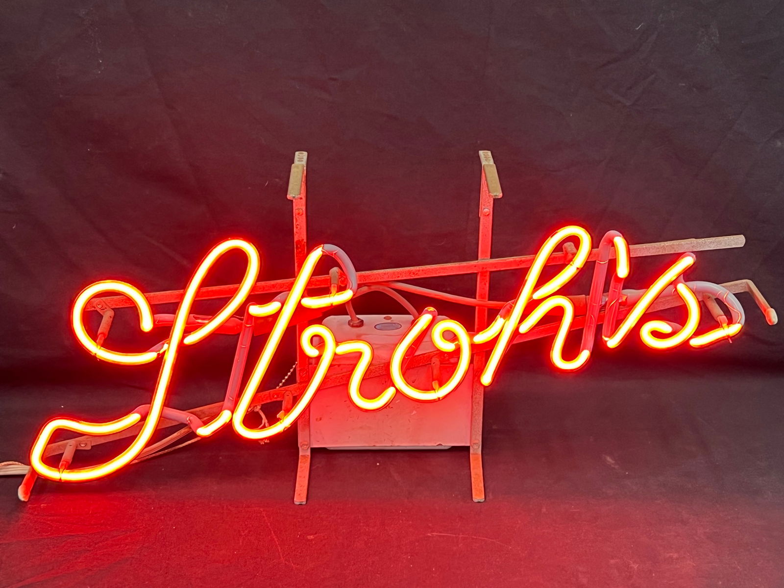 Vintage Neon ''Stroh's'' Beer Sign 24.5''L x 11''T - Works (1 of 3)