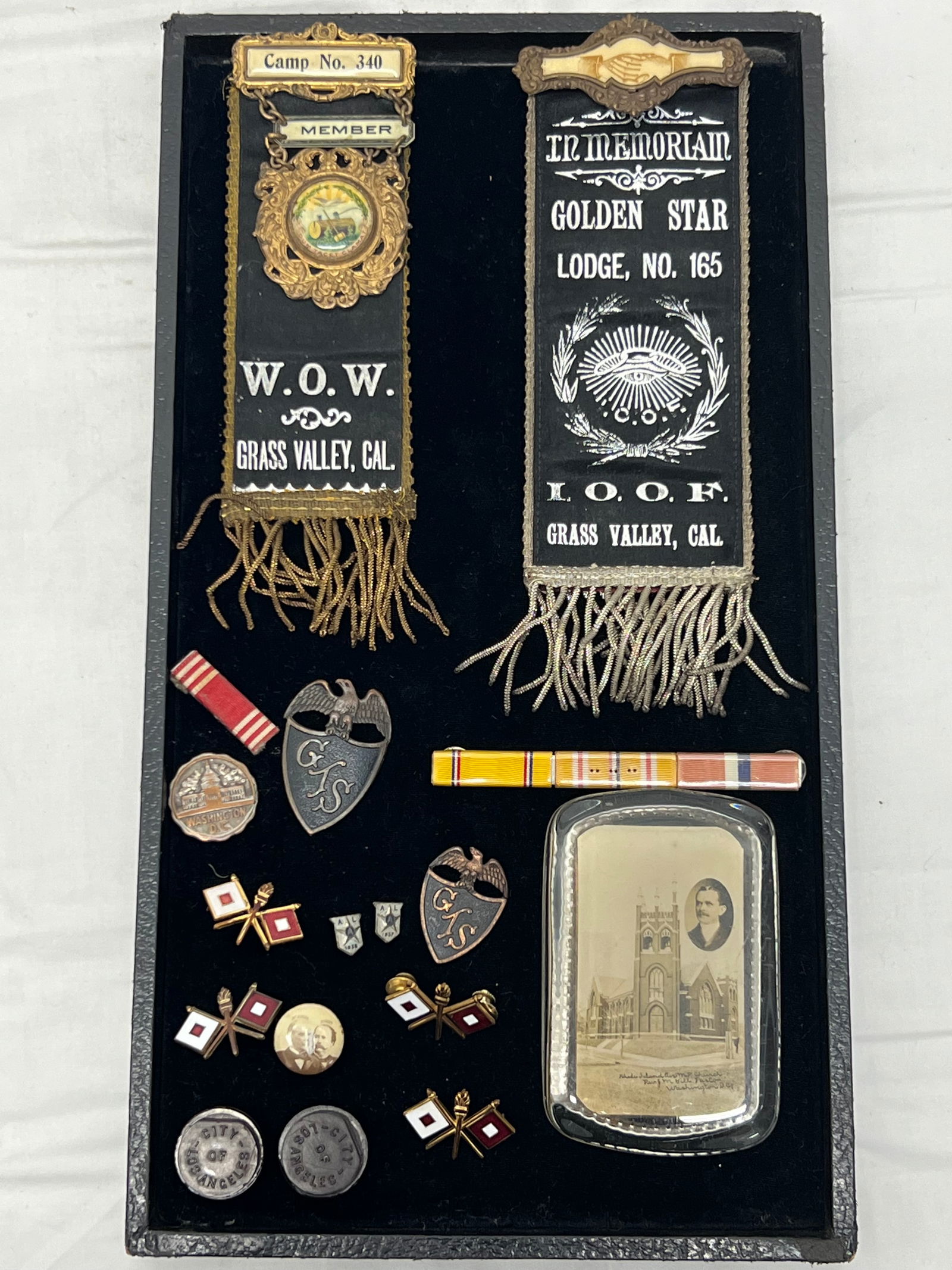 Atq/ Vtg Masonic, W.O.W., Pins + Ribbons, Military,More- (1)Masonic + (1)Woodmen of World Ribbons,: Atq/ Vtg Masonic, W.O.W., Pins + Ribbons, Military,More- (1)Masonic + (1)Woodmen of World Ribbons, WWII Military Pins, Paperweight + More