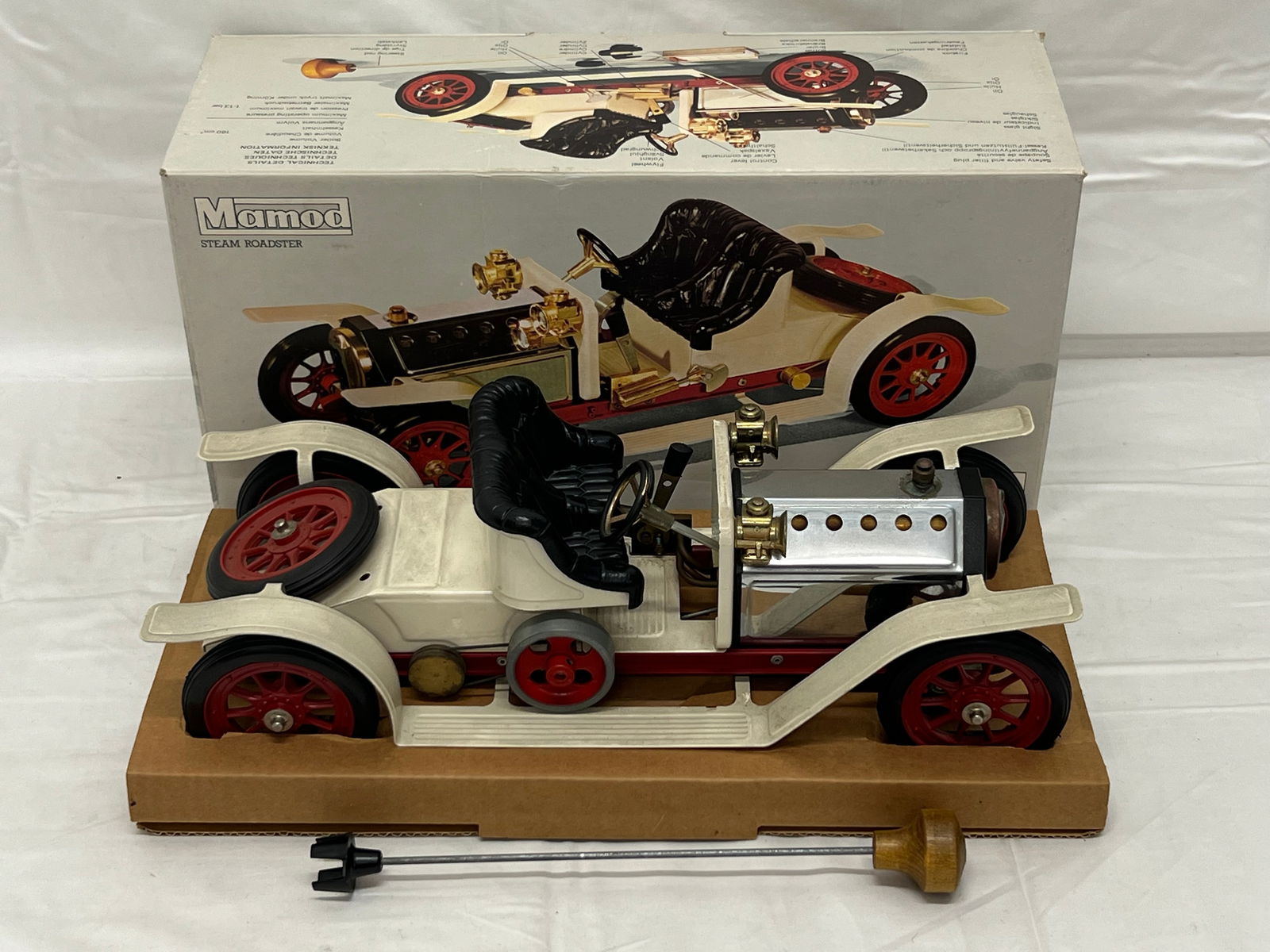 Mamod SA1 Steam Roadster w/ Box - Pre Owned, Seat Missing Mount on One Side (Untested) (1 of 4)