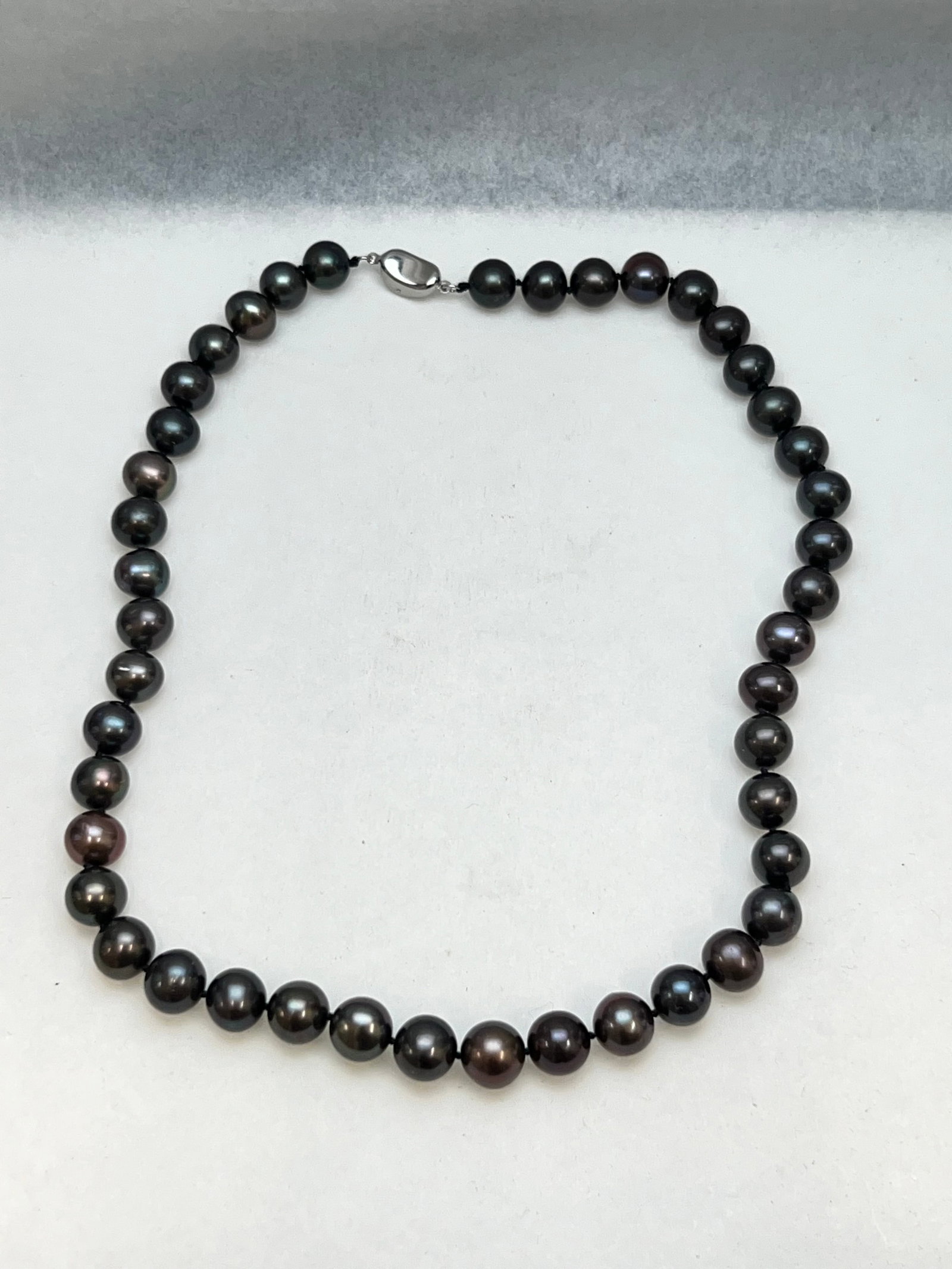 Natural South Sea Tahitian AAA Pearl Necklace 18''L - Sterling Clasp, 9-12mm Graduated AAA Pearls: Natural South Sea Tahitian AAA Pearl Necklace 18''L - Sterling Clasp, 9-12mm Graduated AAA Pearls