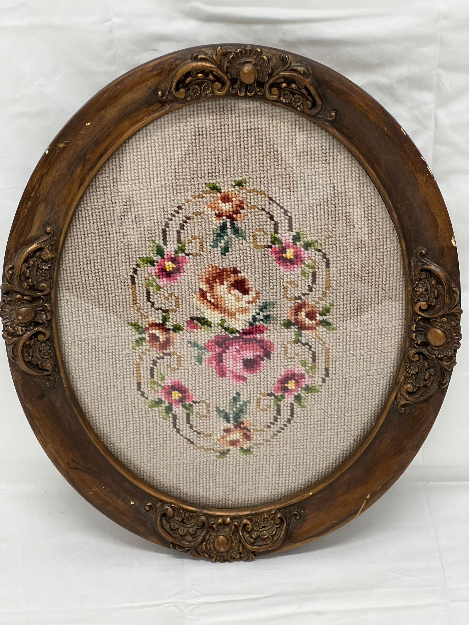 Framed Vtg Needlepoint 13'' x 16'' (1 of 3)