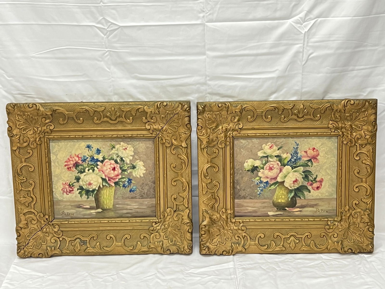 (2)Signed Victor Petry (1903-1966) Floral Oil Paintings - Wooden Framed 14.25'' x 16.25'' (1 of 6)