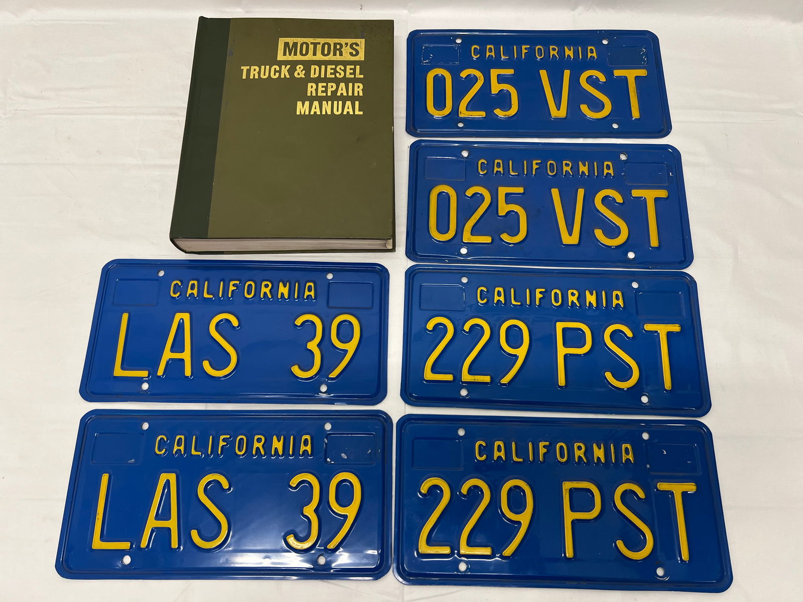 (3)Prs. Matching Sets California License Plates, Manual - 1962-1972 Trucks & Diesel Repair Manual (1 of 9)