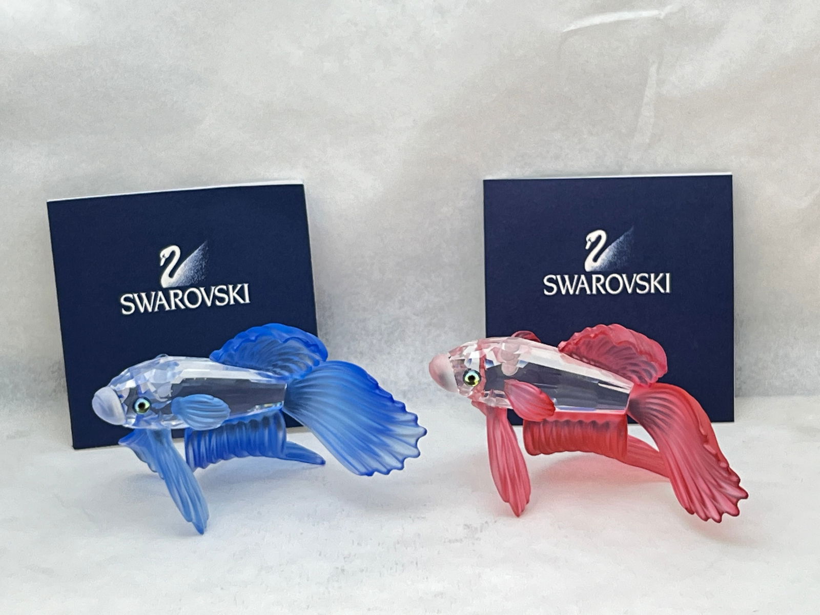(2)Swarovski Crystal Siamese Fighting Fish - Red & Blue Colored , Original Boxes w/ COAs - 3.25'' x (1 of 5)