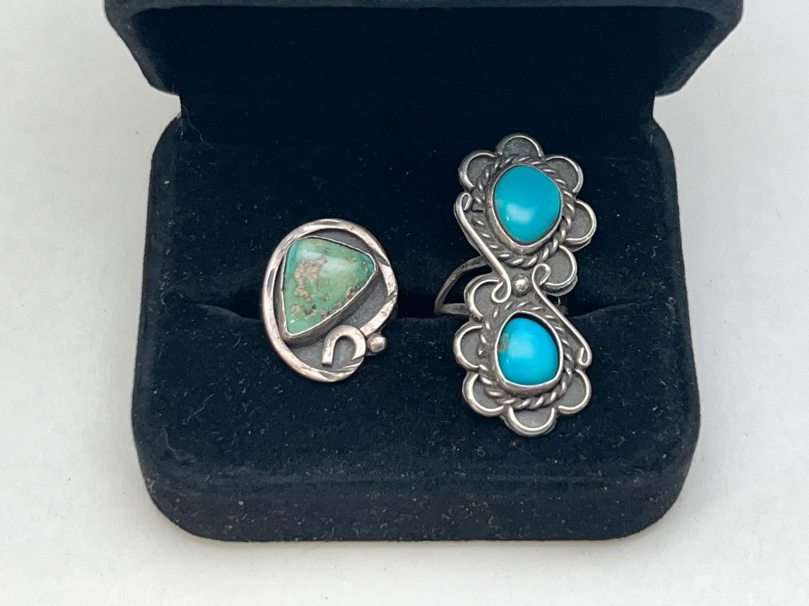 Pr Vtg Sterling Turquoise Rings - Double Blue Turquoise Sz 4.5'' , Green/Blue Sz 6 (1 of 3)