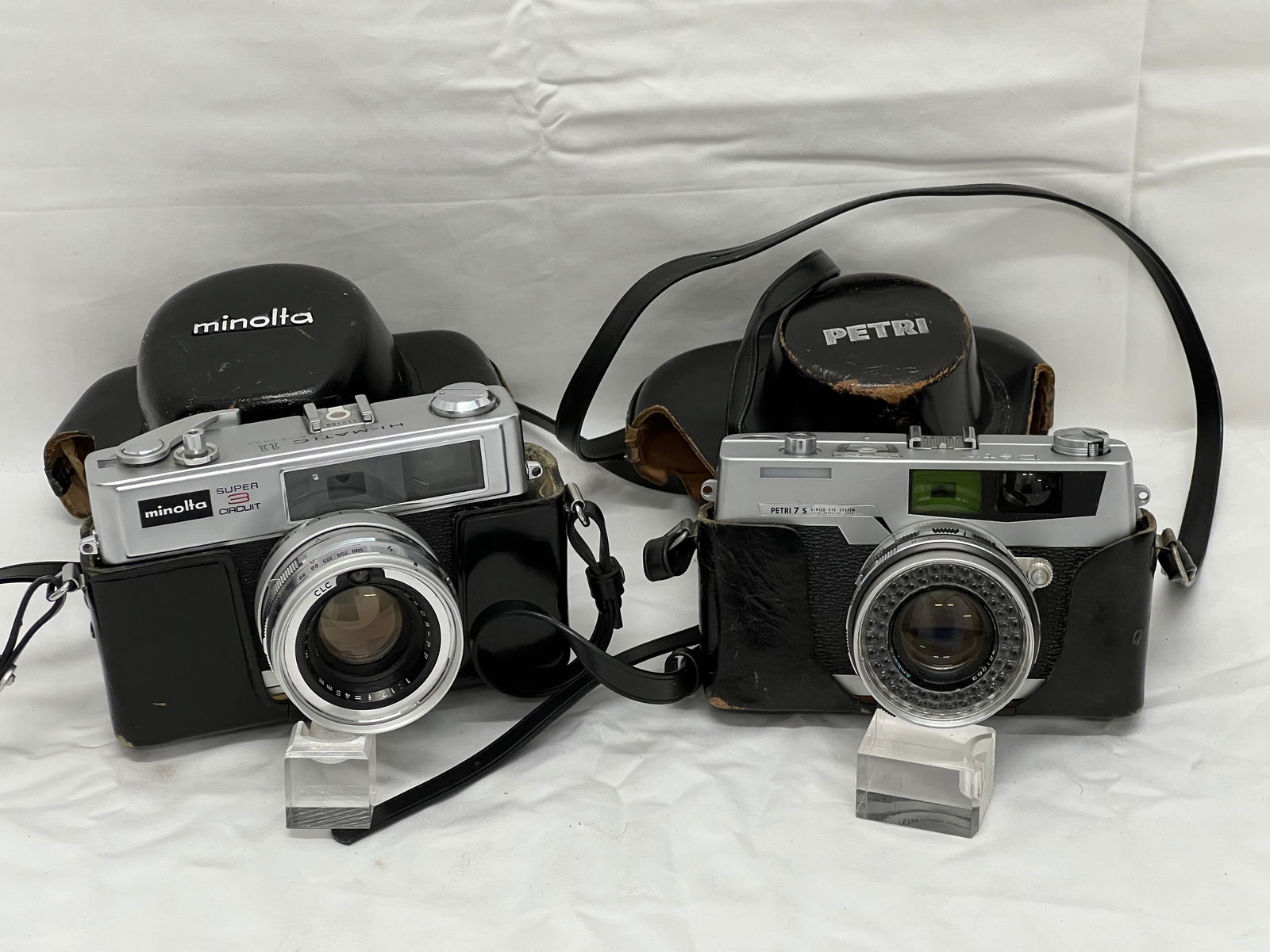 Minolta HiMatic + Petri Camera - Minolta Highmatic II Super 3 Circuit + Petri 7S Circle Eye System - (1 of 8)