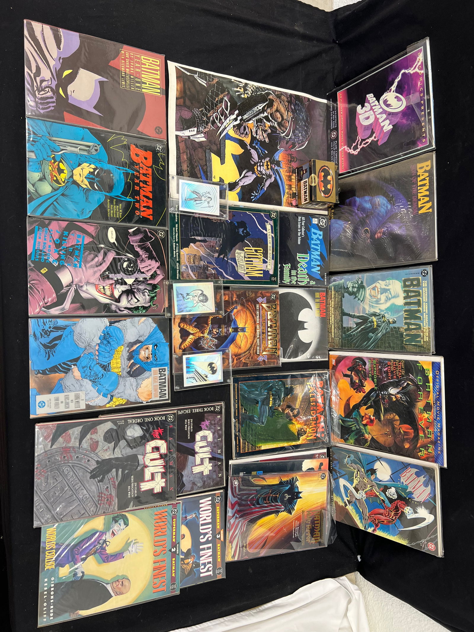 Lot Batman Items, Comics,Cards,Prints + More - Batman Movie Cards Ltd Ed (Look to be Sealed), Batman (1 of 8)