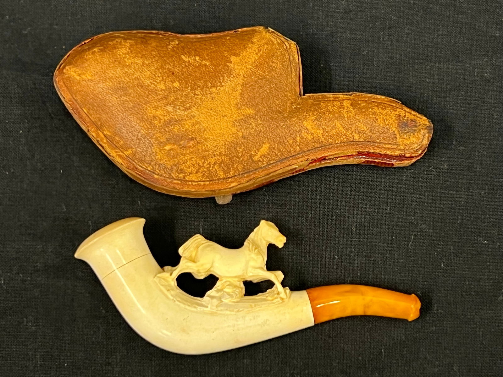 Antique Meerschaum Carved Horse Pipe, Case - Pipe 3''L (1 of 7)