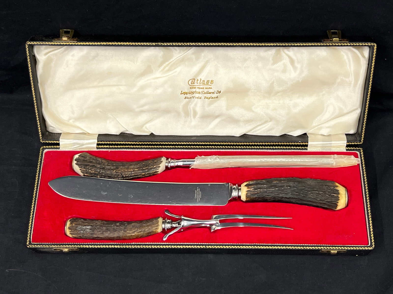 Sheffield Stag Handled Cutlery Set, Like New in Box (1 of 4)
