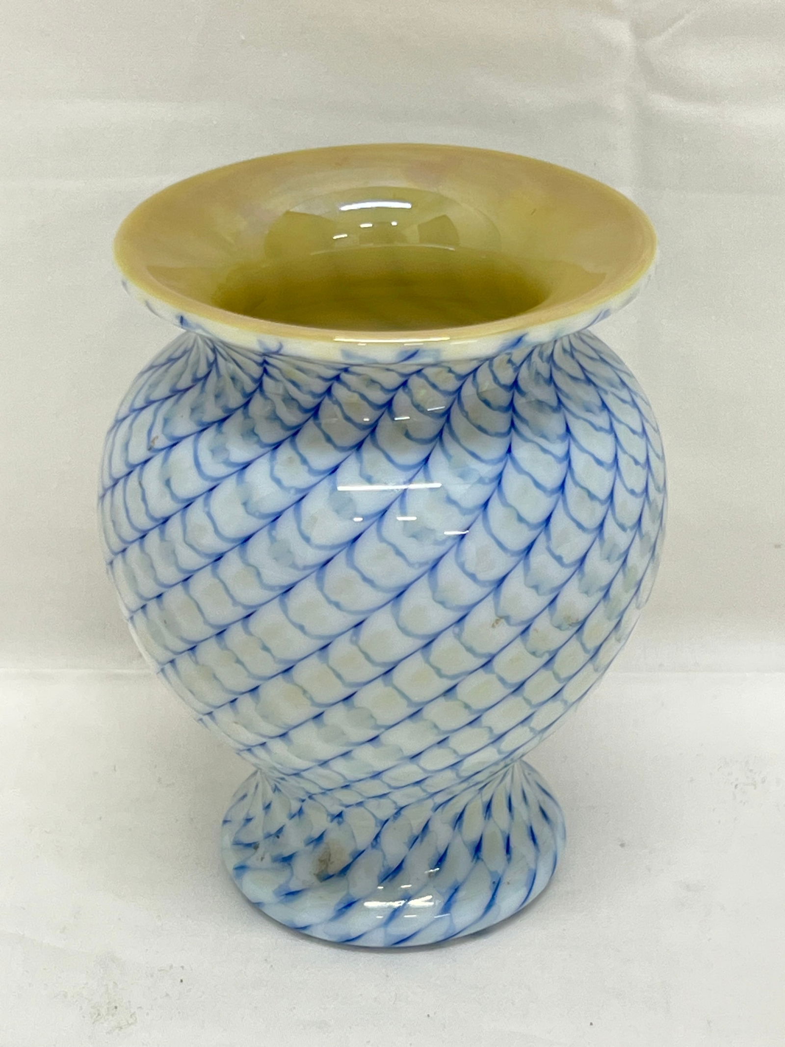 Lundberg Studios 1980 Signed Vase, 3'' x 4.5'' - Steve Lundberg Opalescent Rimmed Top Vase (1 of 3)