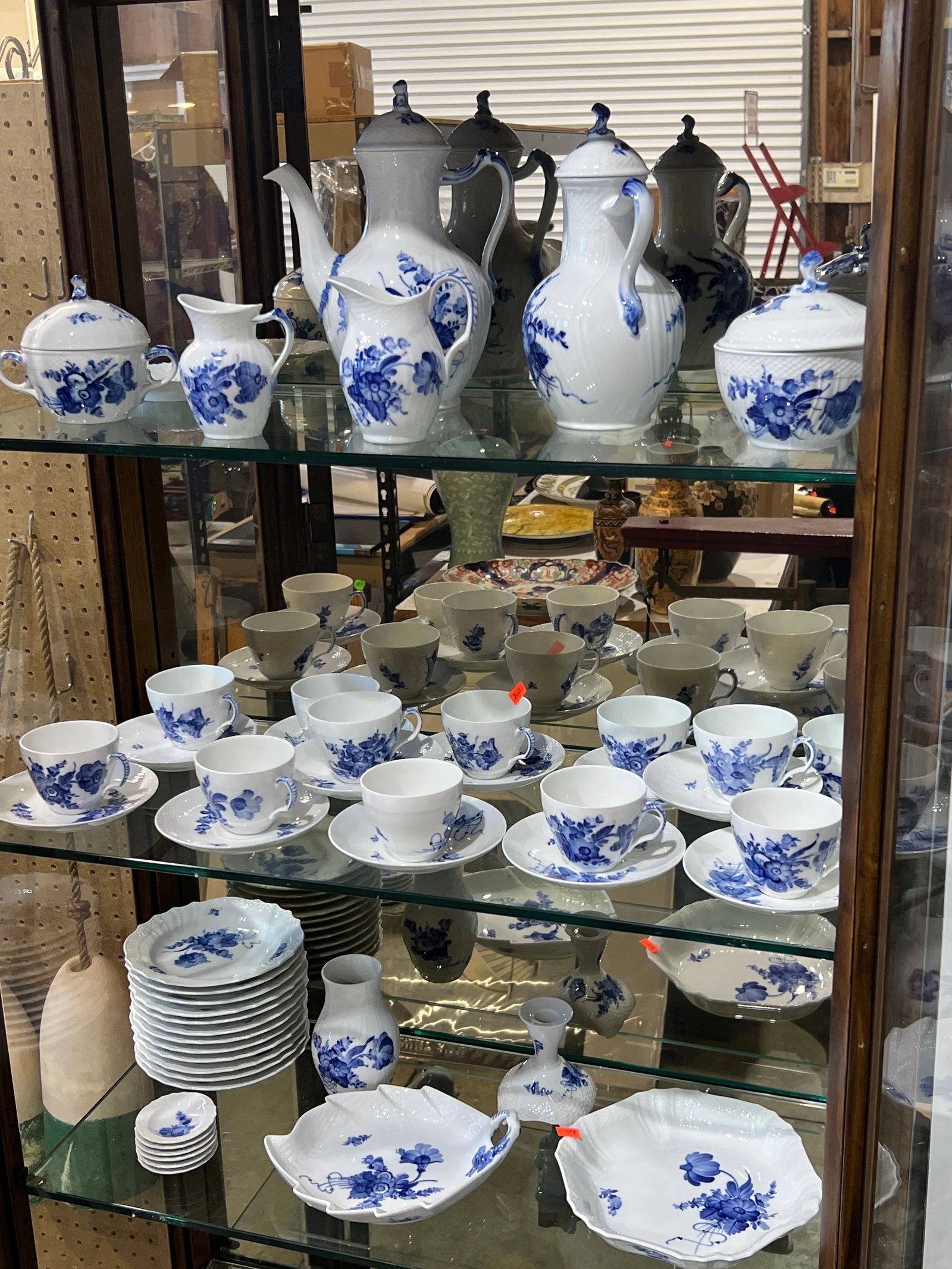 52pcs Denmark Royal Copenhagen Blue Flower China - Coffee + Teapots #1570 + 1794, (2)Creamers #1536: 52pcs Denmark Royal Copenhagen Blue Flower China - Coffee + Teapots #1570 + 1794, (2)Creamers #1536 + 1538, (2)Sugars #1680 + 1679, (12)Cups + Saucers #1870, (12)Dessert Plates #1625, (6)Salts, (2)Ser