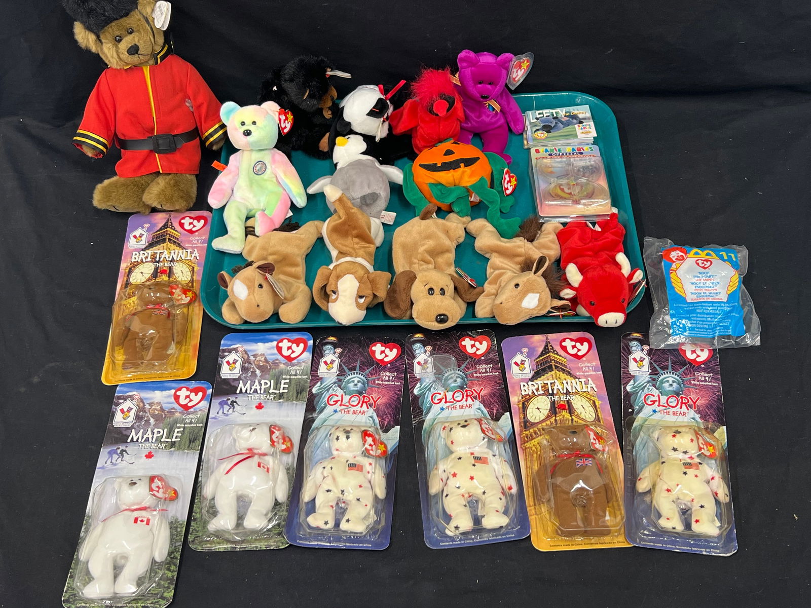 Asst Ty Beanie Bear Figures w/ Tags (1 of 6)