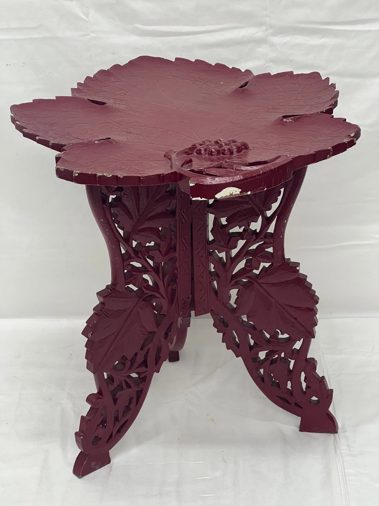 Wooden Vtg Leaf Shaped Indoor/ Outdoor Table - Painted Red, 15.25'' x 15.75''T: Wooden Vtg Leaf Shaped Indoor/ Outdoor Table - Painted Red, 15.25'' x 15.75''T