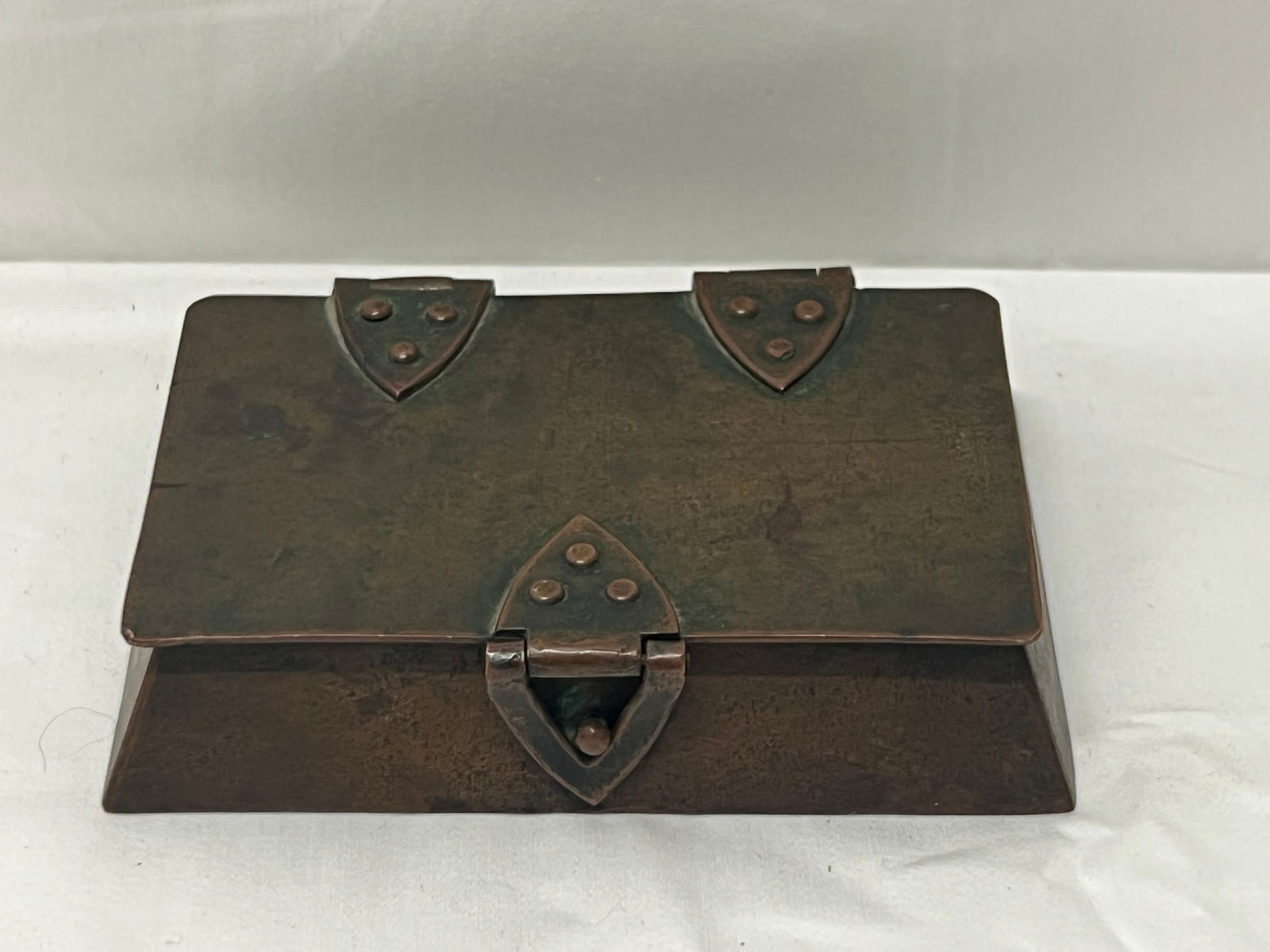 Arts & Crafts Copper Box 4.5'' x 3.25'' x 1'' , Signed (1 of 5)