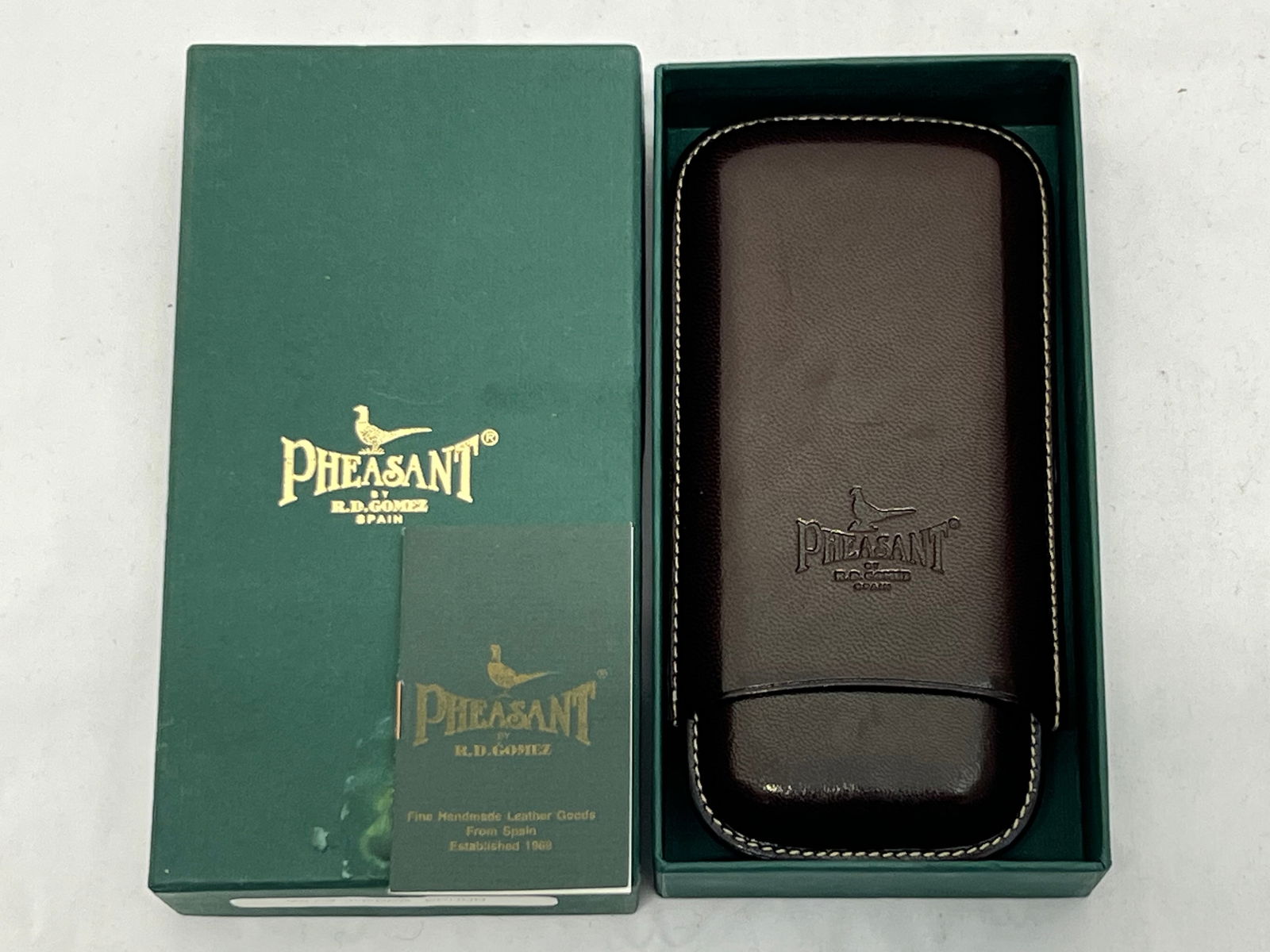 R.D.Gomez Pheasant Leather Cigar Holder - New Old Stock w/ Original Box + Booklet, 94/3 Cabra Brown (1 of 4)