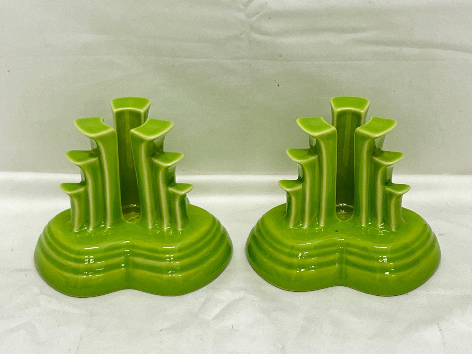 Pr Vintage Fiesta Ware Pyramid Candleholders 4'' x 3.5'' - Chartreuse Color: Pr Vintage Fiesta Ware Pyramid Candleholders 4'' x 3.5'' - Chartreuse Color