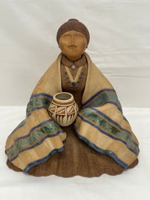 Terry Slonaker Navajo Woman Sculpture 11.5'' x 8'' x 11'' - Signed 'T.L Slonaker' 20thC Arizona -