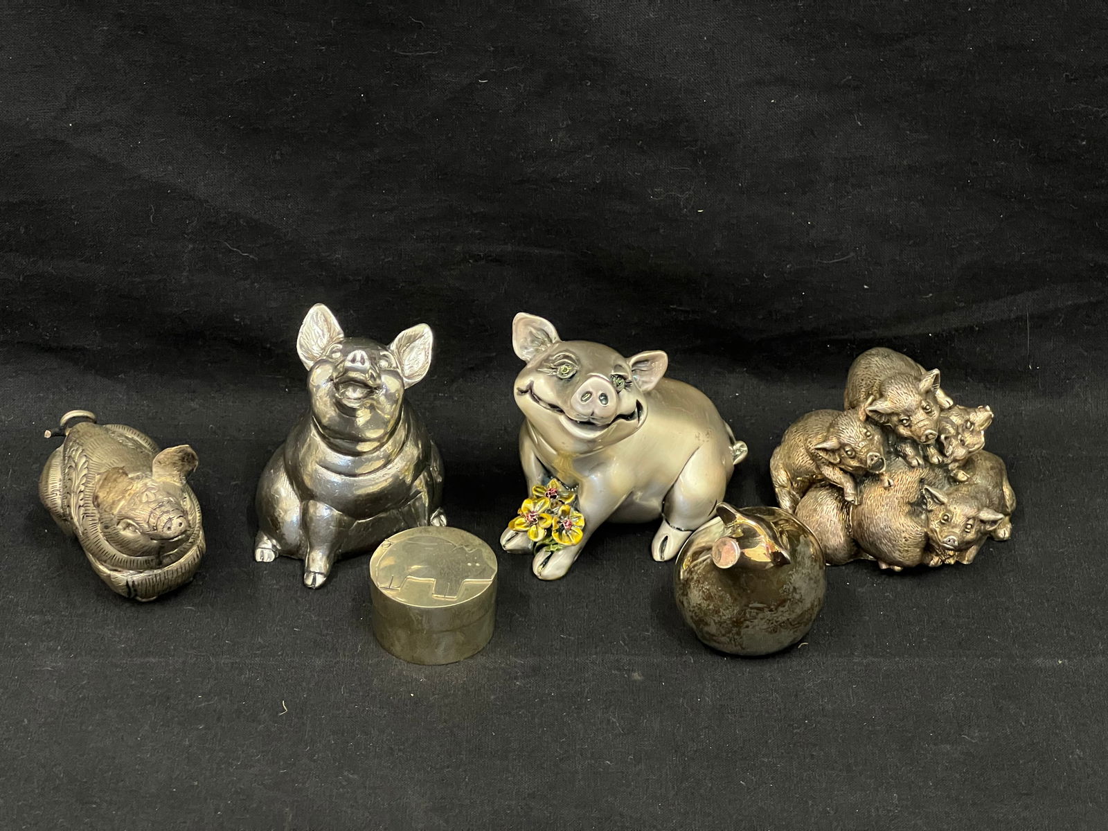 Asst Pig Figures- Dansk, Silverplated + Others - Reed & Barton Musical Plated Pig (Old McDonald (1 of 18)