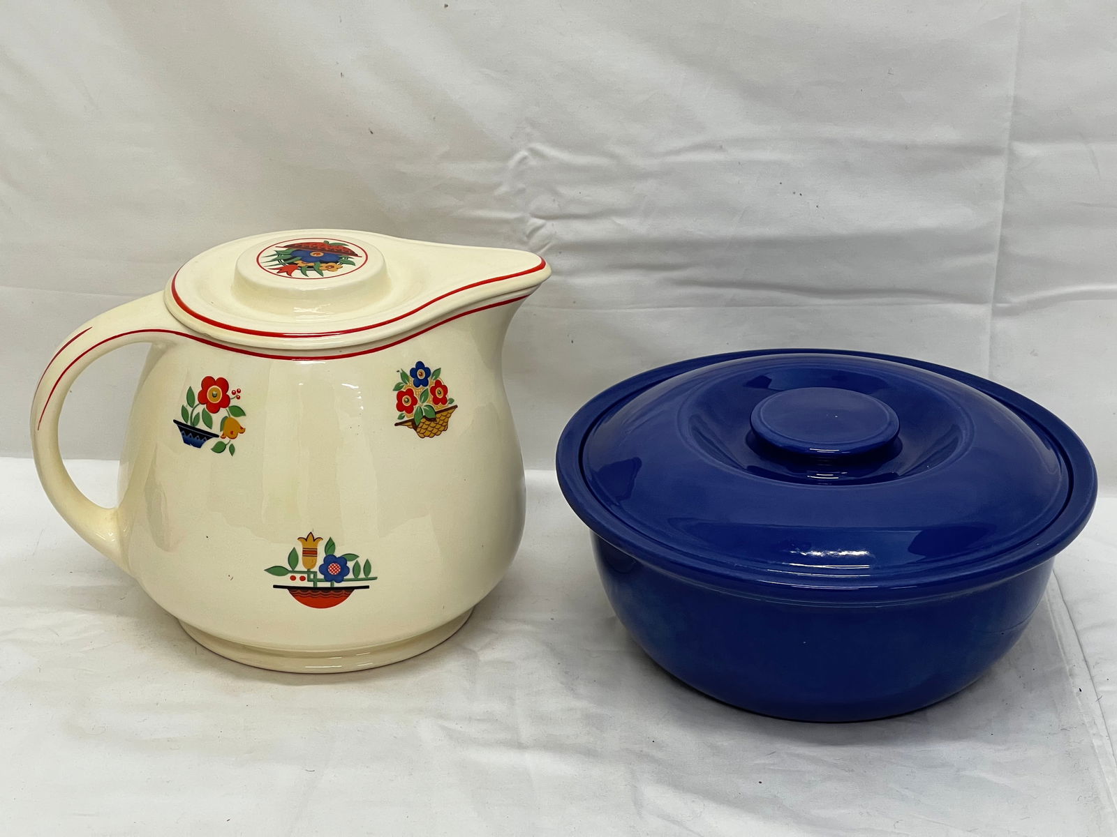 Vintage Kitchen Kraft Fiesta Casserole + Teapot - Colbalt covered Casserole + Boquet Flower Teapot (1 of 7)