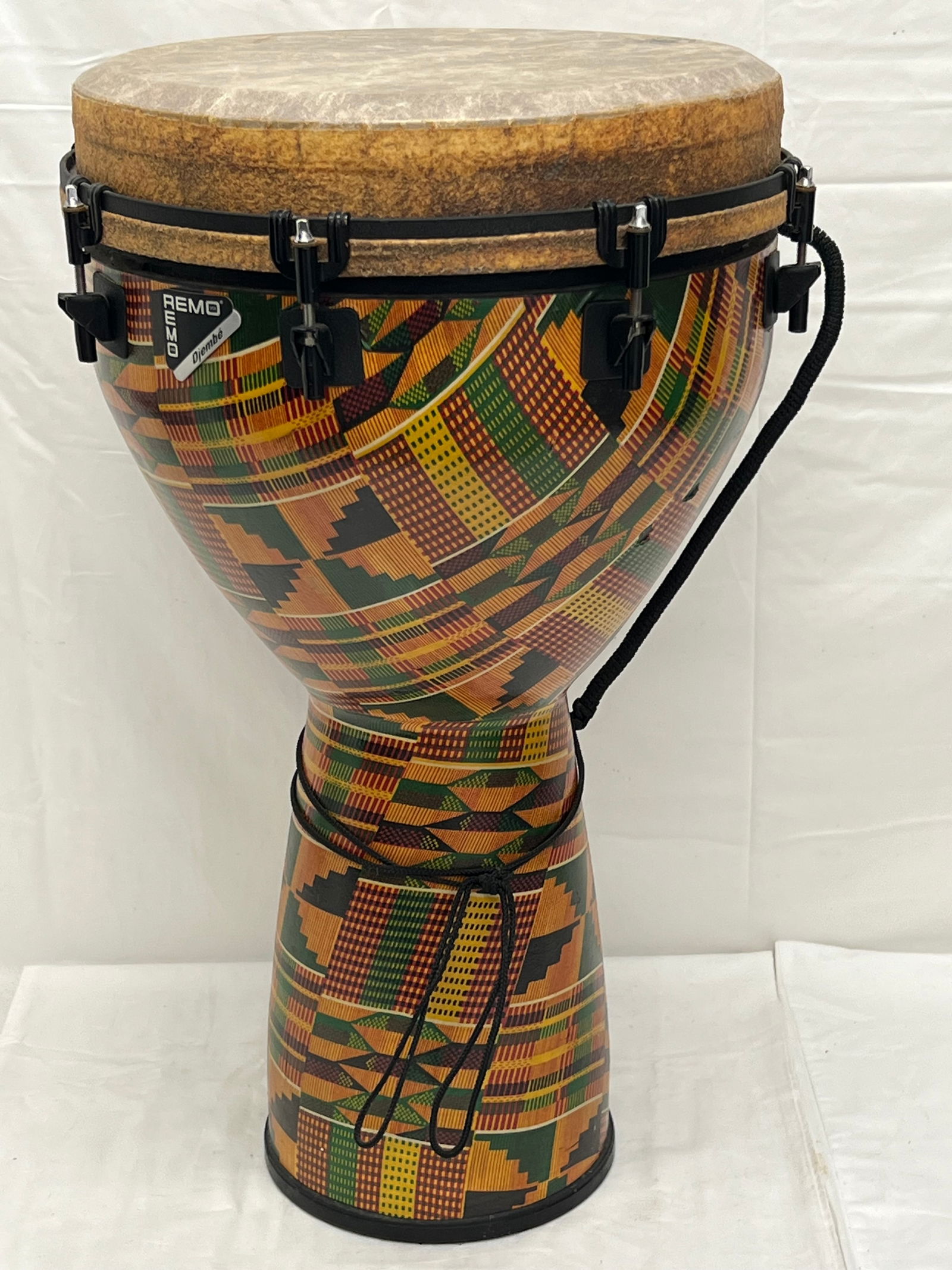 Remo Mondo Djembe Kinteklothfish Paulo Mattioli - Signature Series Paulo Mattioli 14'' x 25'': Remo Mondo Djembe Kinteklothfish Paulo Mattioli - Signature Series Paulo Mattioli 14'' x 25''