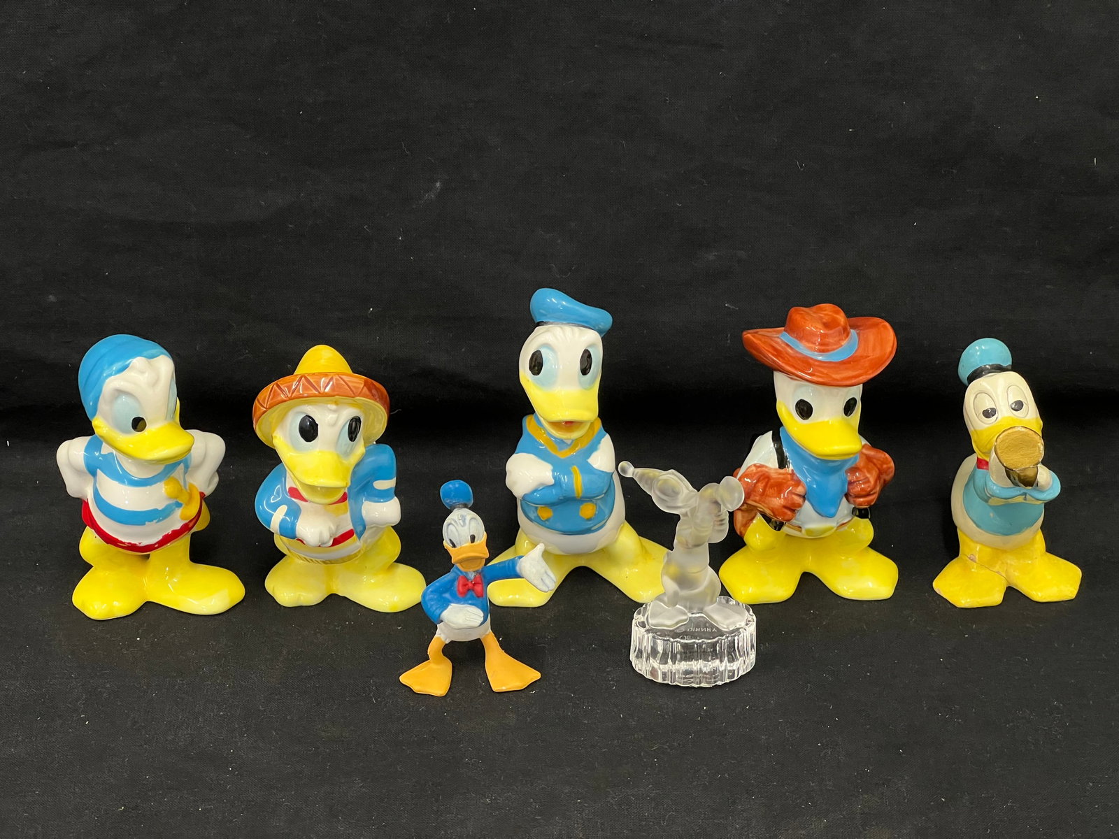 Asst Vintage Disney Donald Duck Figures - Goebel, Disney Japan 3.5''T (1 of 12)