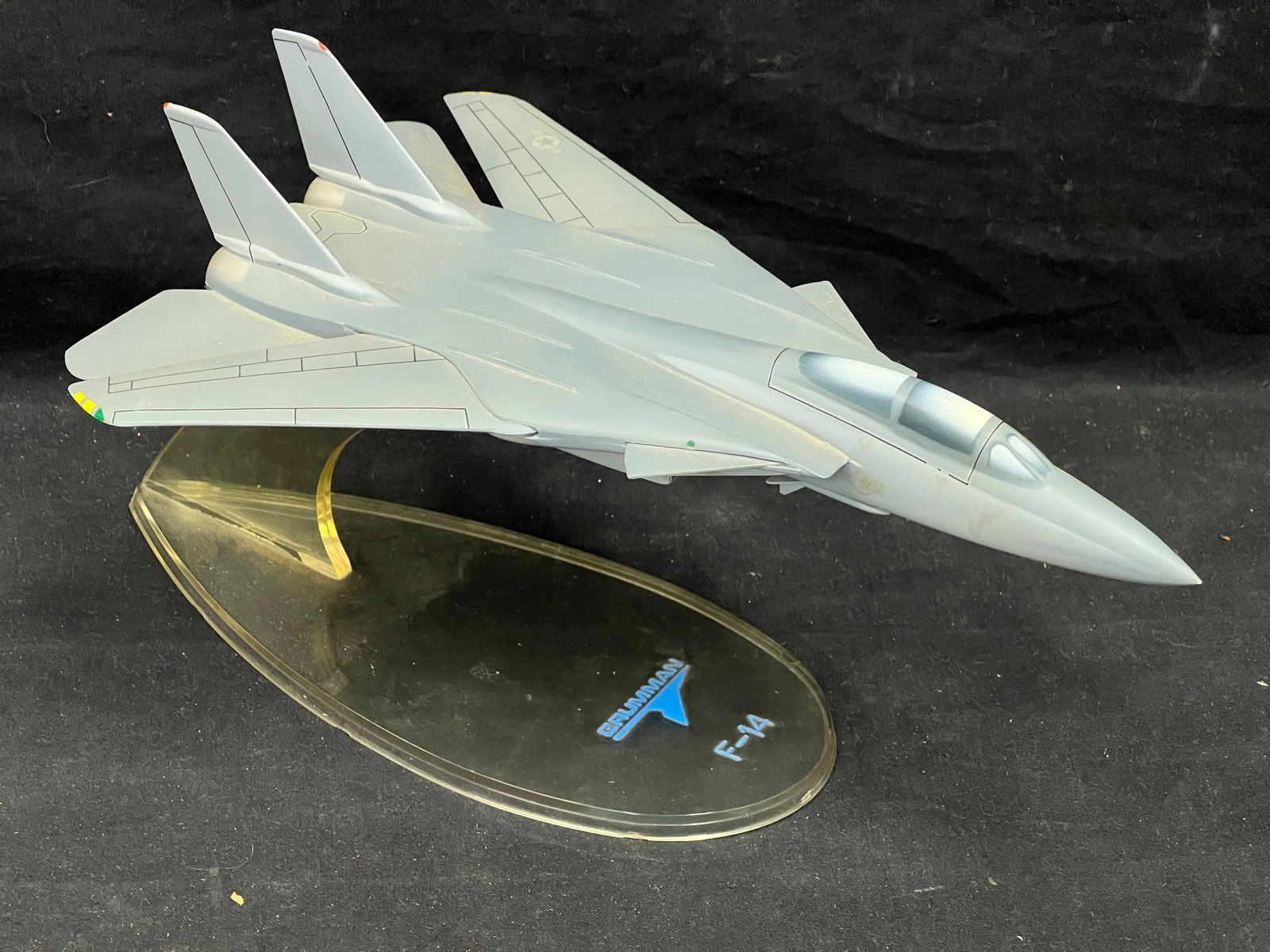 Grumman F-14 Tomcat Fighter Jet Desktop Model - 6.5'' x 10'' w/ Stand (1 of 5)