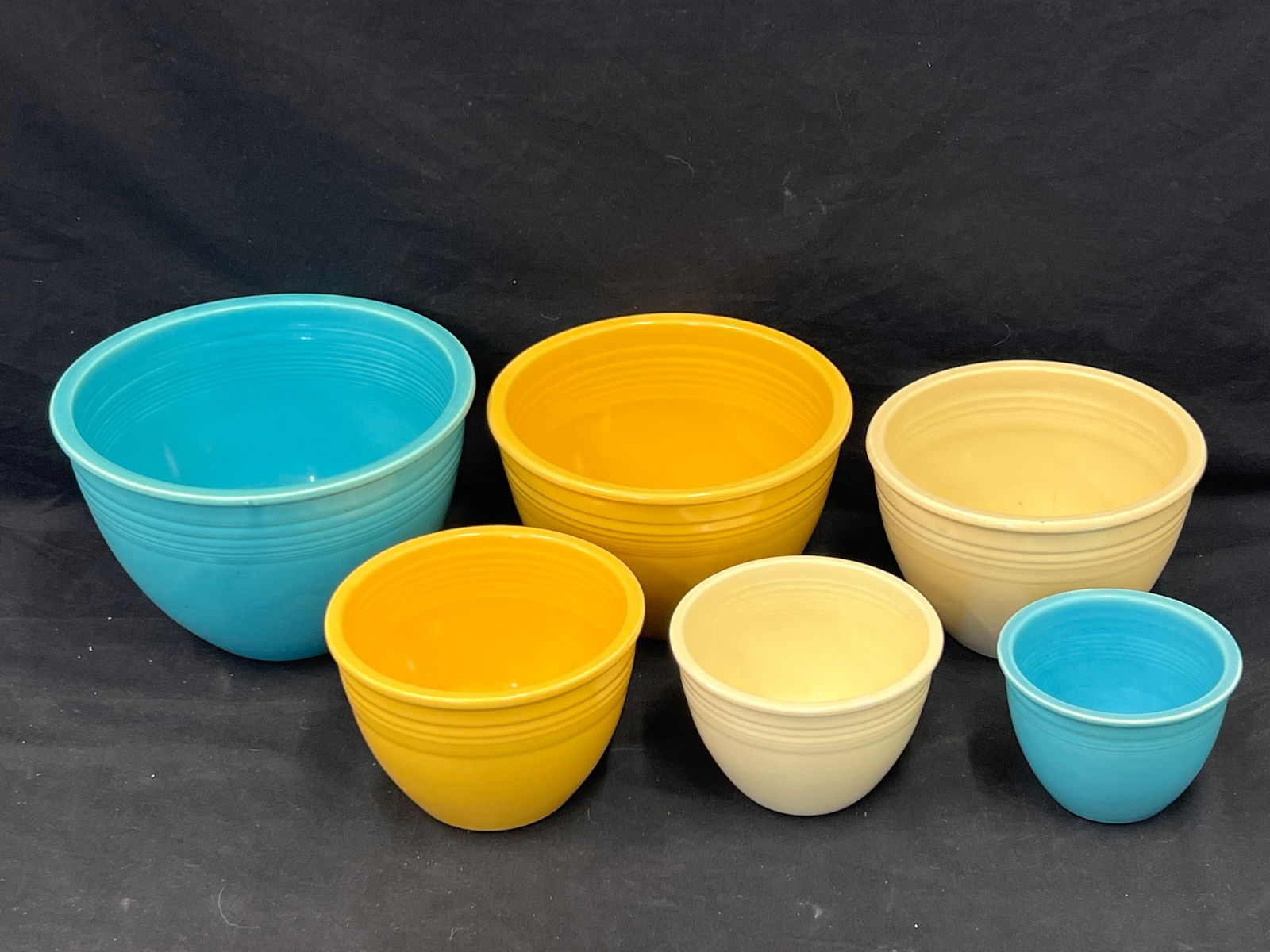 Vtg 6pcs Fiesta Mixing Bowl Set Turquoise - Turquoise #6 Bowl 10'' x 6.5'', 5'' x 3.5'' - Marigold - (1 of 9)