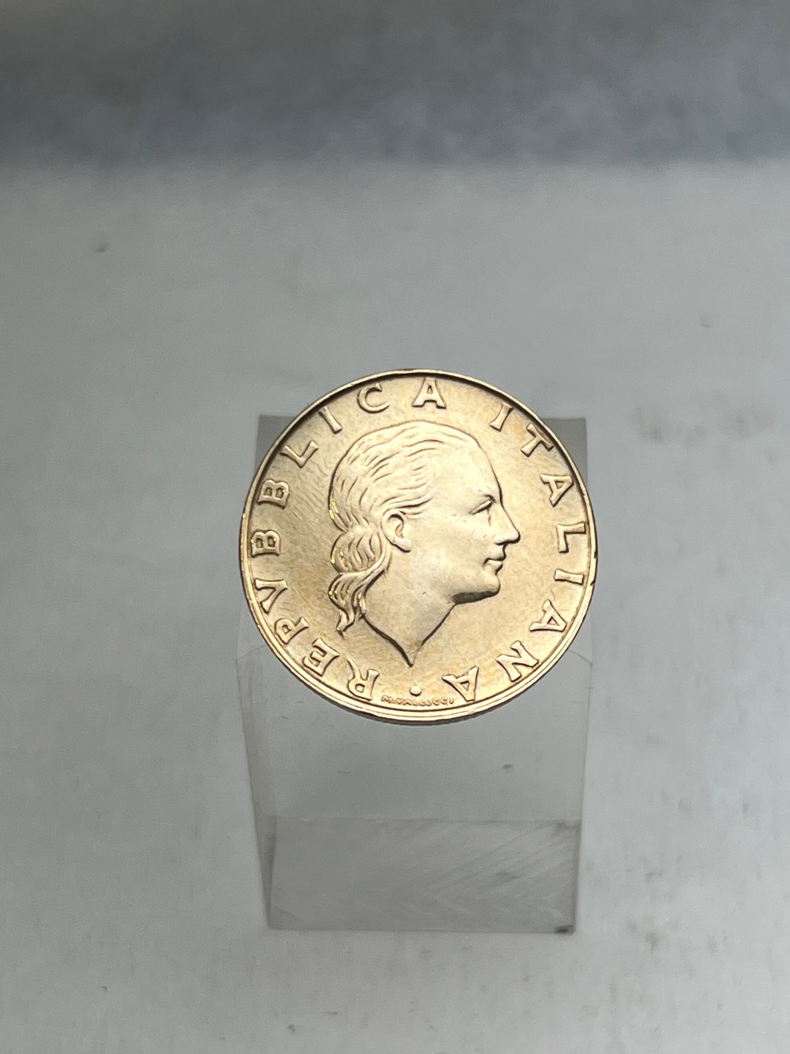 14K Gold Band Italy 200 Lire Coin Ring, 5.56g TW, Sz 7 - 1998 Italian Lire 200 Coin Ring: 14K Gold Band Italy 200 Lire Coin Ring, 5.56g TW, Sz 7 - 1998 Italian Lire 200 Coin Ring