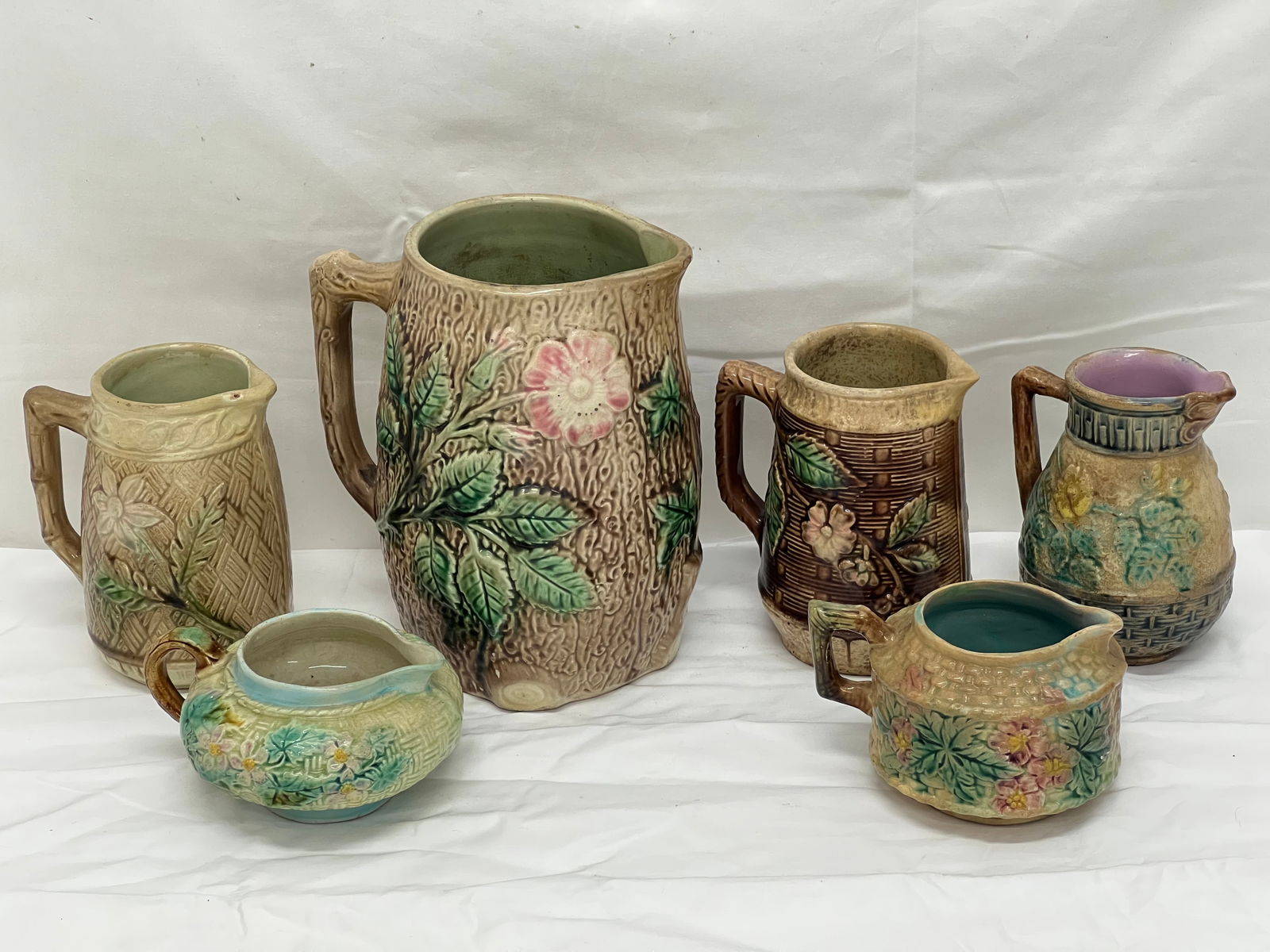 6pcs - English Majolica - Pitcher, Creamers (See Photos For Condition) (1 of 11)