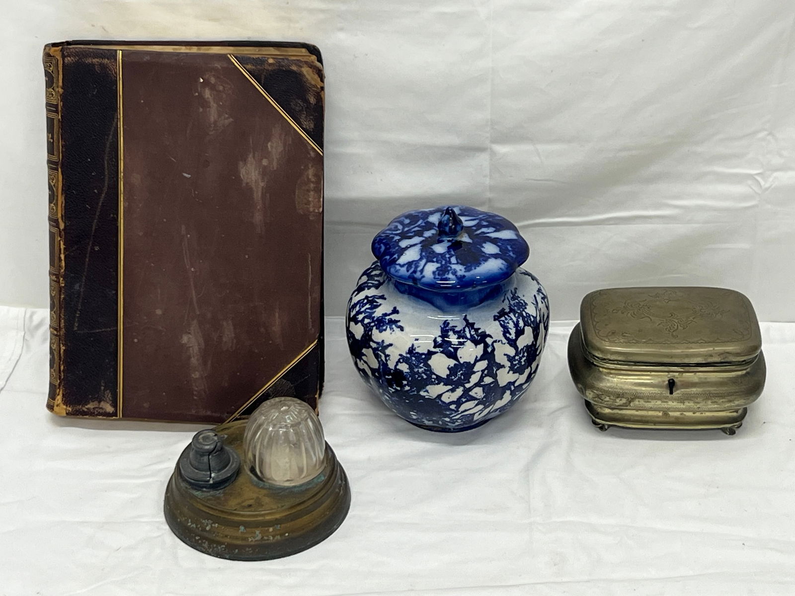 Asst Atq / Vtg, Flow Blue Jar, Inkwell, Shakespeare Book - Lidded Flow Blue Jar 6''T, Antique (1 of 12)