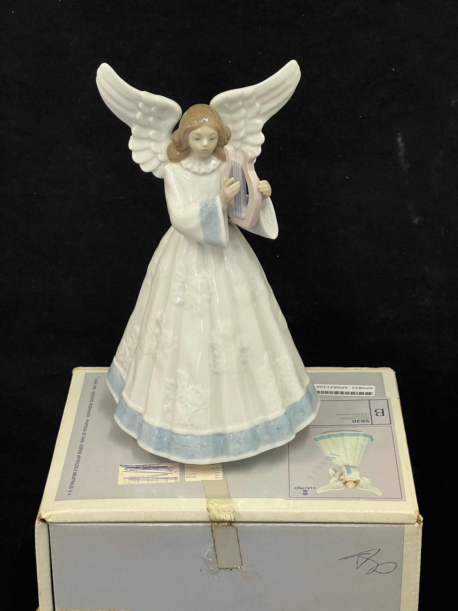 Lladro Angel 5830 Figure / Tree Topper: Lladro Angel 5830 Figure / Tree Topper