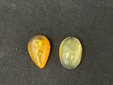 (2)Mexican Opals, (1)is Jelly Opal -  Orange Yellow Teardrop Shaped 1''L 3.54g TW, (1)Jelly Color