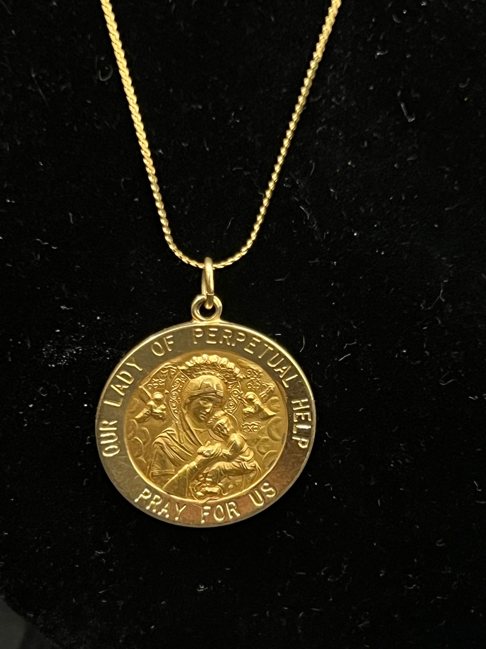 14K Gold Necklace & 14K Gold Virgin Mary Pendant - 14K Italy ''Our Lady Of Pepetual Help'' Pray For (1 of 2)