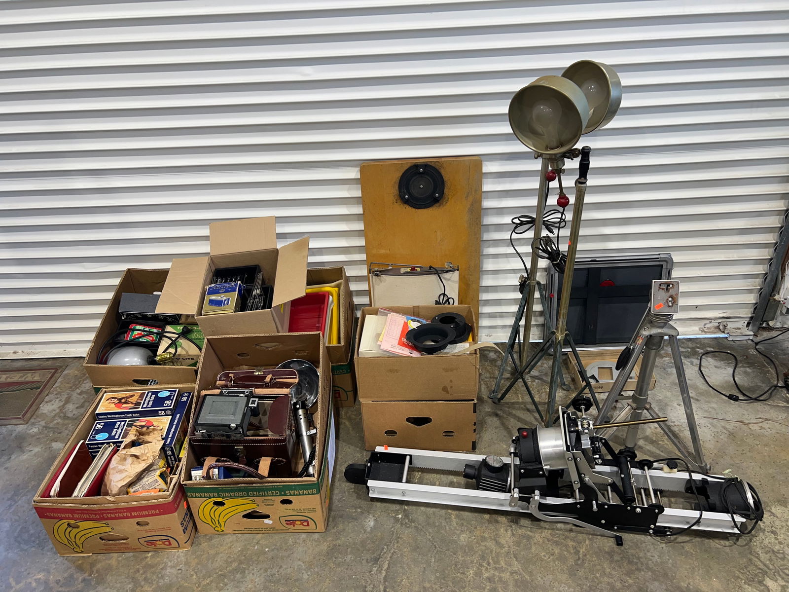 Lot of Photography & Darkroom Equipment - 1950s/60s Studio Darkroom Equipment w/ many original Boxes: Lot of Photography & Darkroom Equipment - 1950s/60s Studio Darkroom Equipment w/ many original Boxes - Simmon Omega Condenser Lamphouse Tupe B, Graflex Syn Chronizer Range Finder w/ Arm Attachment, Ac