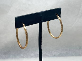 14K Gold Hoop Earrings 1.18g TW, 1.25'' x 1''