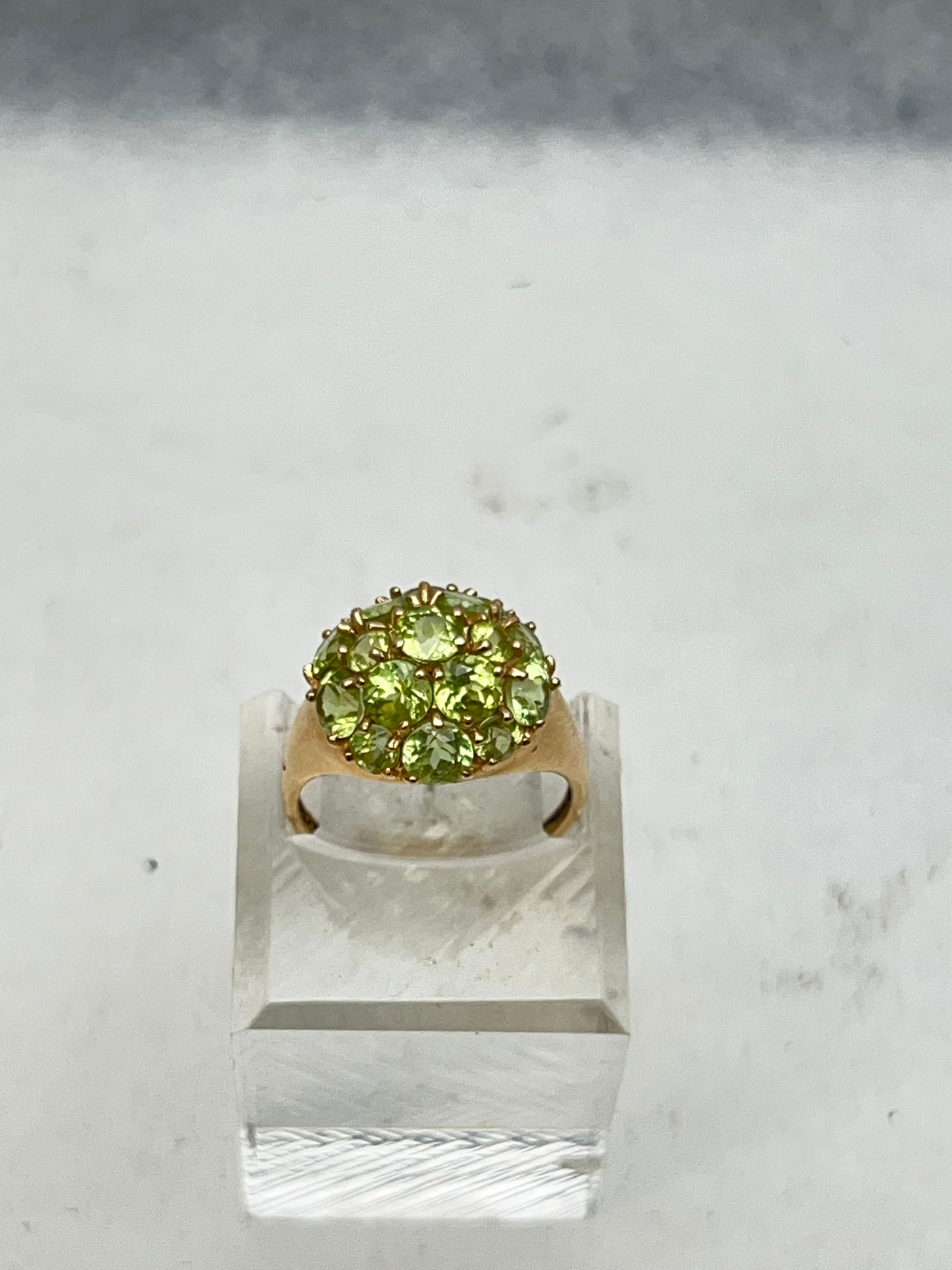 14K Yellow Gold Peridot Ring, Sz 7, TW 4.13g - (17)Beautiful Peridot Gems (1 of 4)