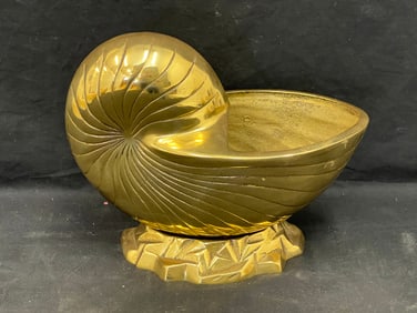 1970s Brass Nautilus Seashell Planter 12.5'' x 6.5'' x 11'' - Centerpiece Planter
