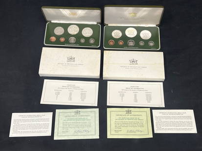 (2)Coin Proof Sets Republic of Trindad & Tobago Sterling COAs - 1976 + 1977 (8)Coin Proof Sets - 5$: (2)Coin Proof Sets Republic of Trindad & Tobago Sterling COAs - 1976 + 1977 (8)Coin Proof Sets - 5$ & 10$ Sterling Silver Coins - 1976 has COA by Franklin Mint