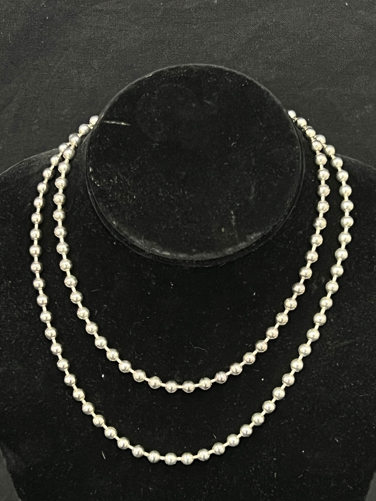 Italian Sterling Silver Beaded Necklace 32''L, 45.8g Wgt: Italian Sterling Silver Beaded Necklace 32''L, 45.8g Wgt
