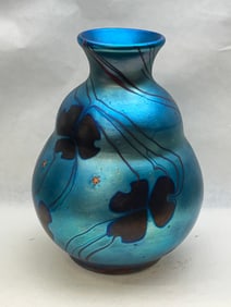 Lundberg Studios Vase w/ Flowers & Stars 1970s - Iridescent Vase