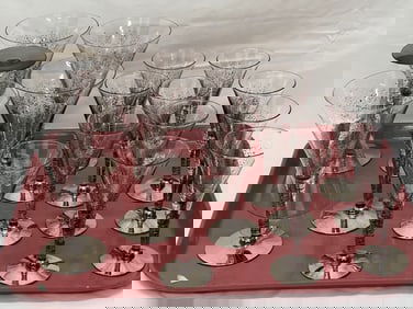 (16)MCM Dorothy Thorpe Silver Fleck Glasses - (11)2.5'' x 5.5'' + (5)3.75'' x 7.5''