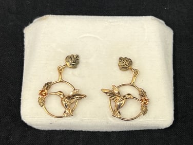 Vintage Black Hills Gold Hummingbird Earrings- Dangle Pierced Earrings 1.25''L , 2.83g Wgt