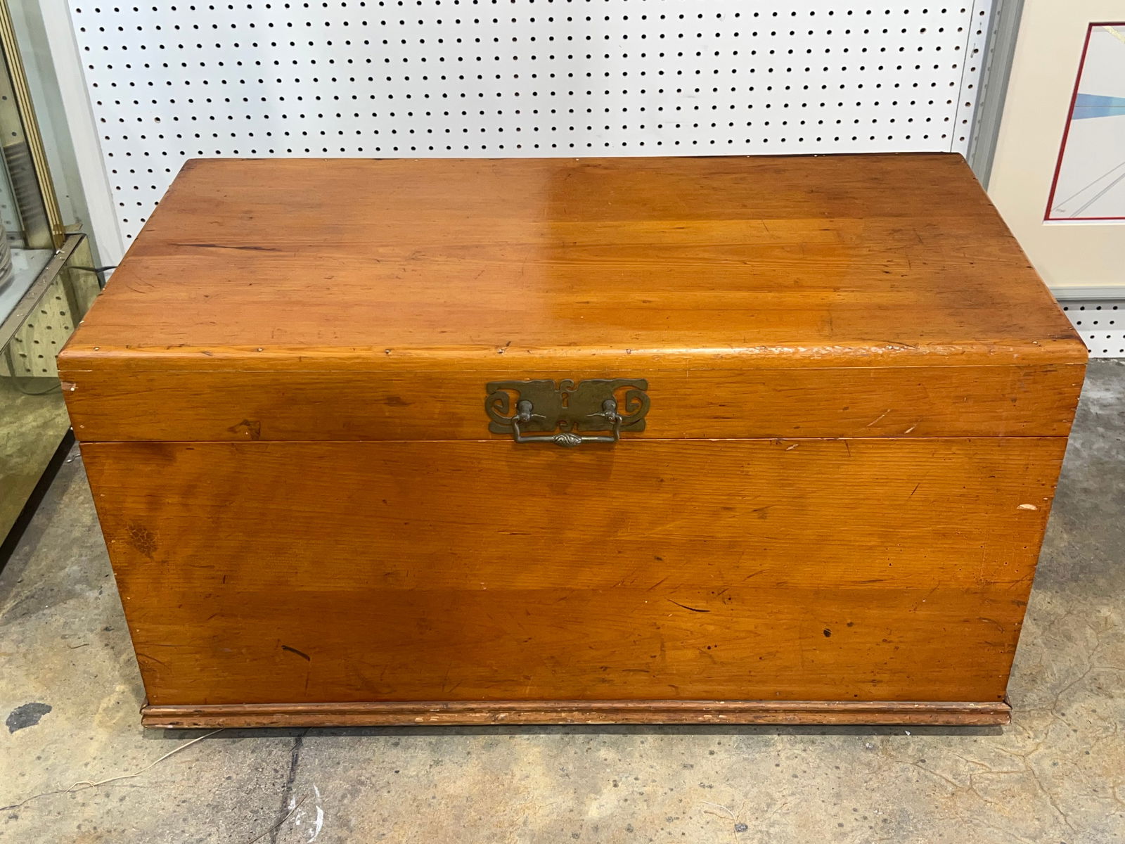 Wooden Trunk w/ Asian Brass Hardware 36'' x 18'' x 19'' - Pick Up or Arrange Own Shipping - (1 of 5)