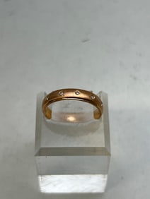 14K Gold Band Ring 5 Small Diamonds, TW 1.5g, Sz 7