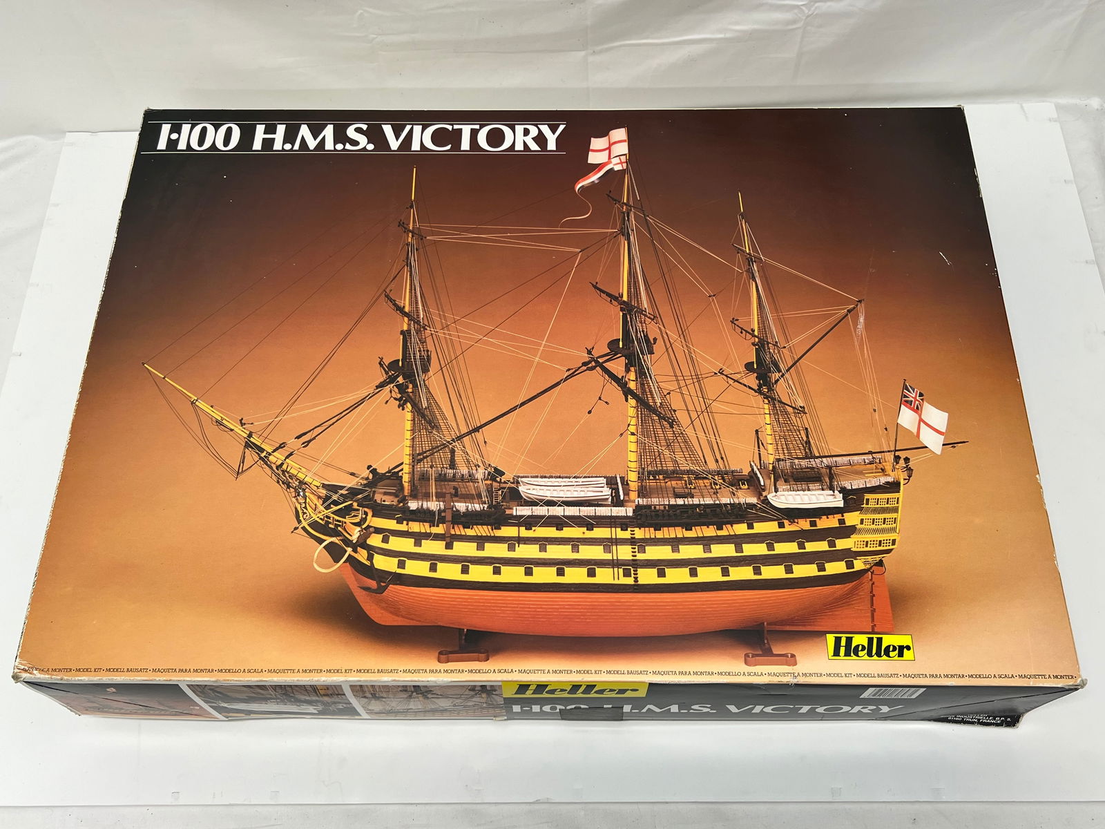 Heller HMS Victory Ship Model France - #61160 Made in France Heller 1:100 Scale Plastic Ship Model (1 of 3)