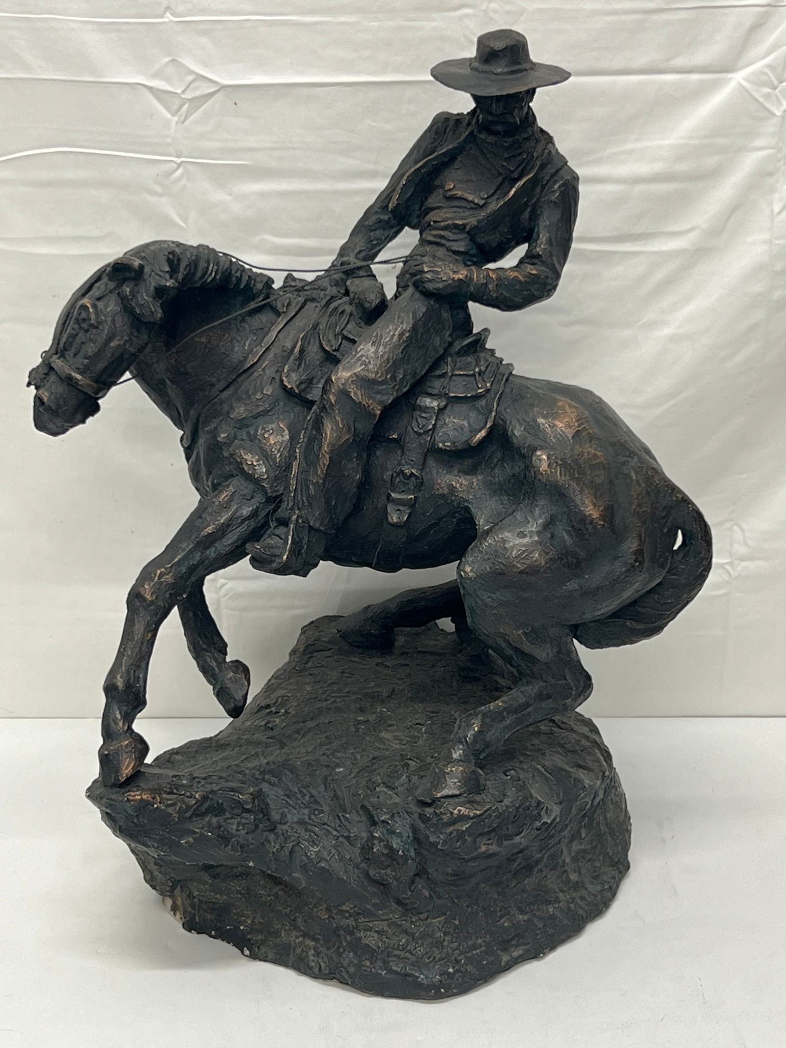 Thomas Holland(1917-2004)Signed Cowboy on Horse - Signed 4/K100 - Resin Bronze 19'' x 15'' 22.5'': Thomas Holland(1917-2004)Signed Cowboy on Horse - Signed 4/K100 - Resin Bronze 19'' x 15'' 22.5''