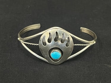 Navajo Sterling Bear Claw Turquoise Bracelet