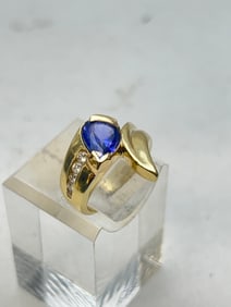 18K Gold Tanzanite Diamond Ring with COA, Sz 5 - Total Wgt 8.9g , Pear Shaped Tanzanite 7mm x 9mm