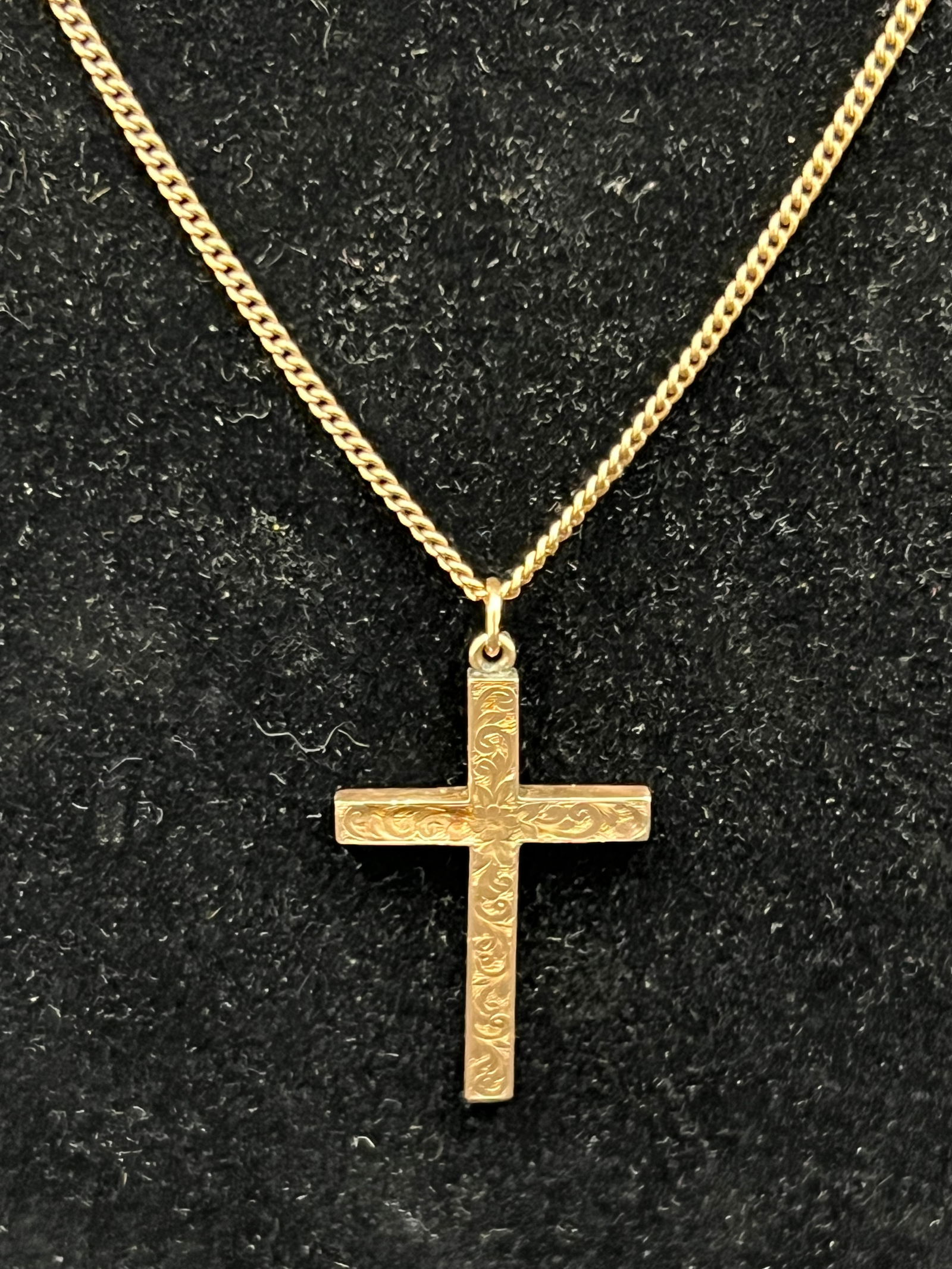 Antique 9K Gold Cross with 10K Gold Chain - Beautiful Etched Antique Gold Cross Pendant Hallmarked (1 of 2)